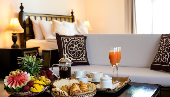 Golden Tulip Zanzibar Boutique - Hotel - In room Breakfast