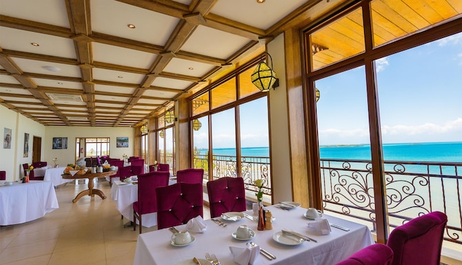 Golden Tulip Zanzibar Resort - Restaurant