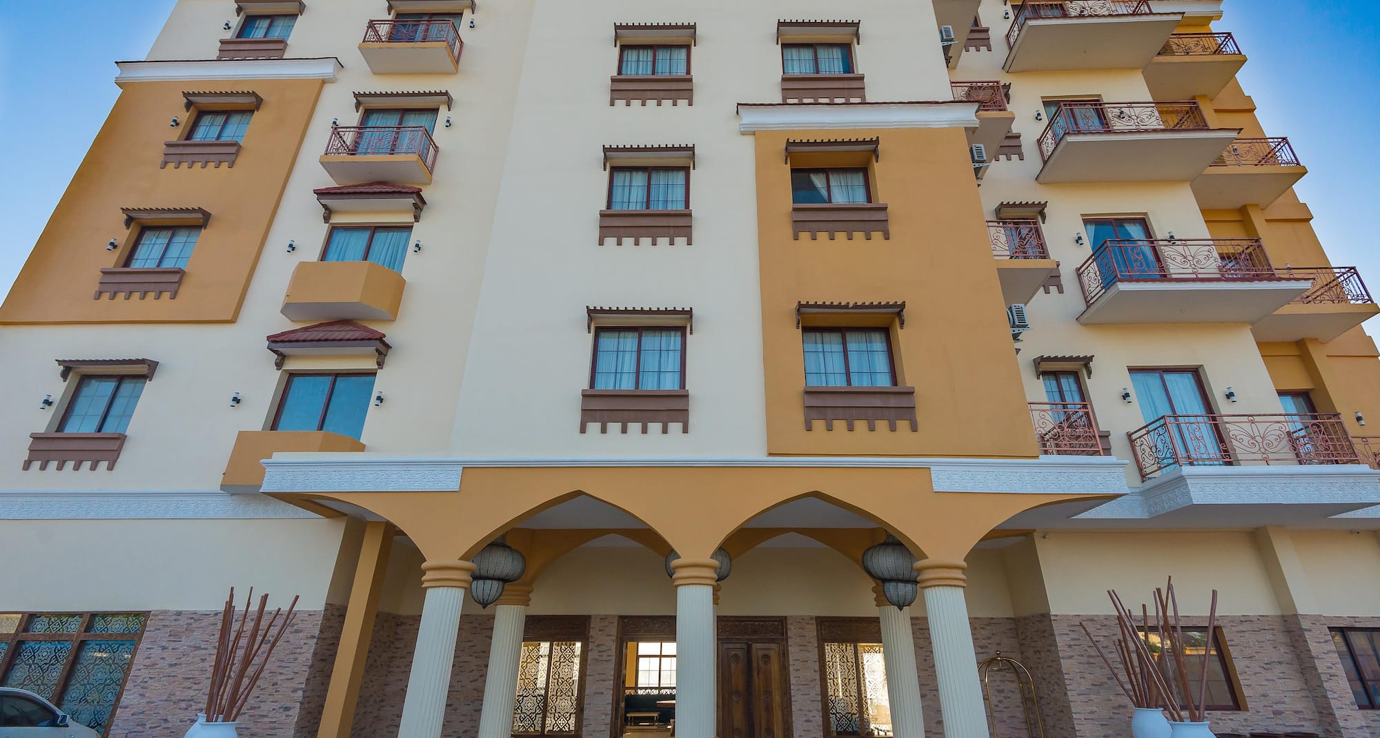 Golden Tulip Zanzibar Resort - Hotel Entrance