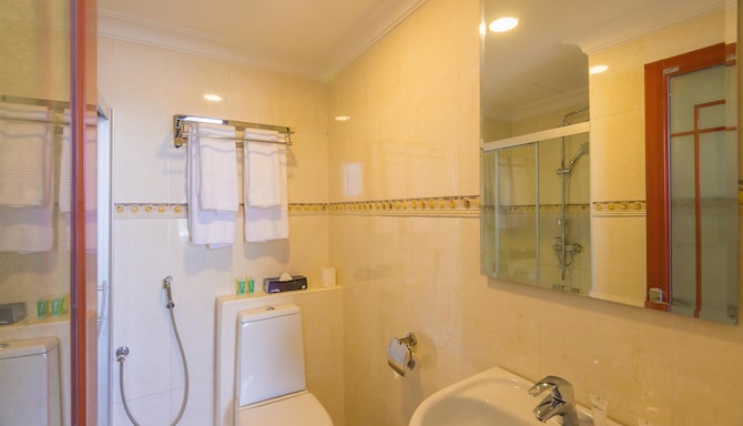 Golden Tulip Zanzibar Resort - Superior City View