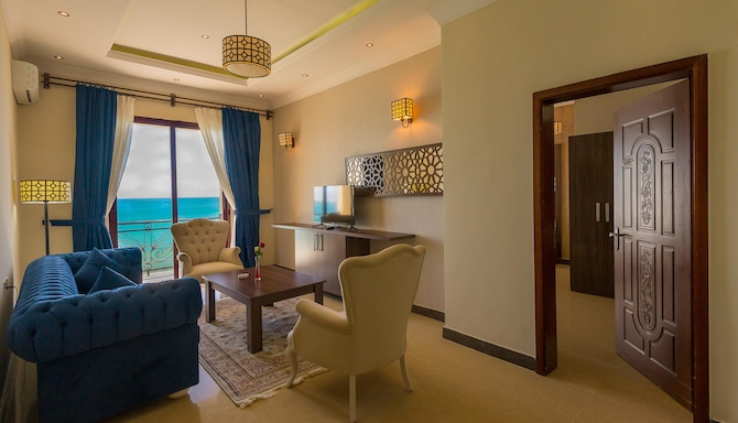 Golden Tulip Zanzibar Resort - Suite Ocean View