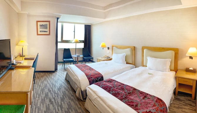 GOLDEN TULIP ZHONG XIN HOTEL TAICHUNG - Guest room