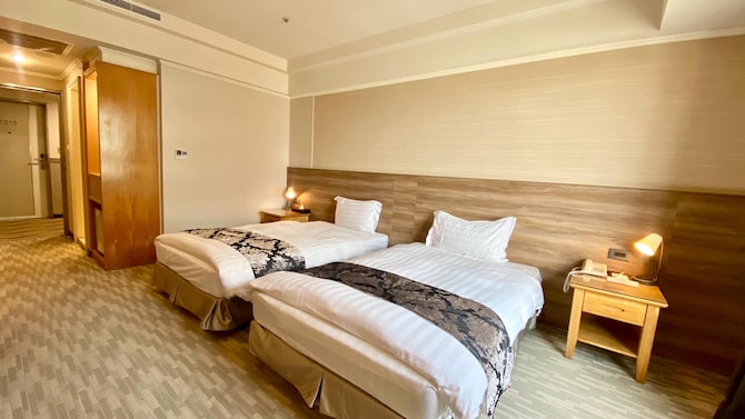 GOLDEN TULIP ZHONG XIN HOTEL TAICHUNG - S