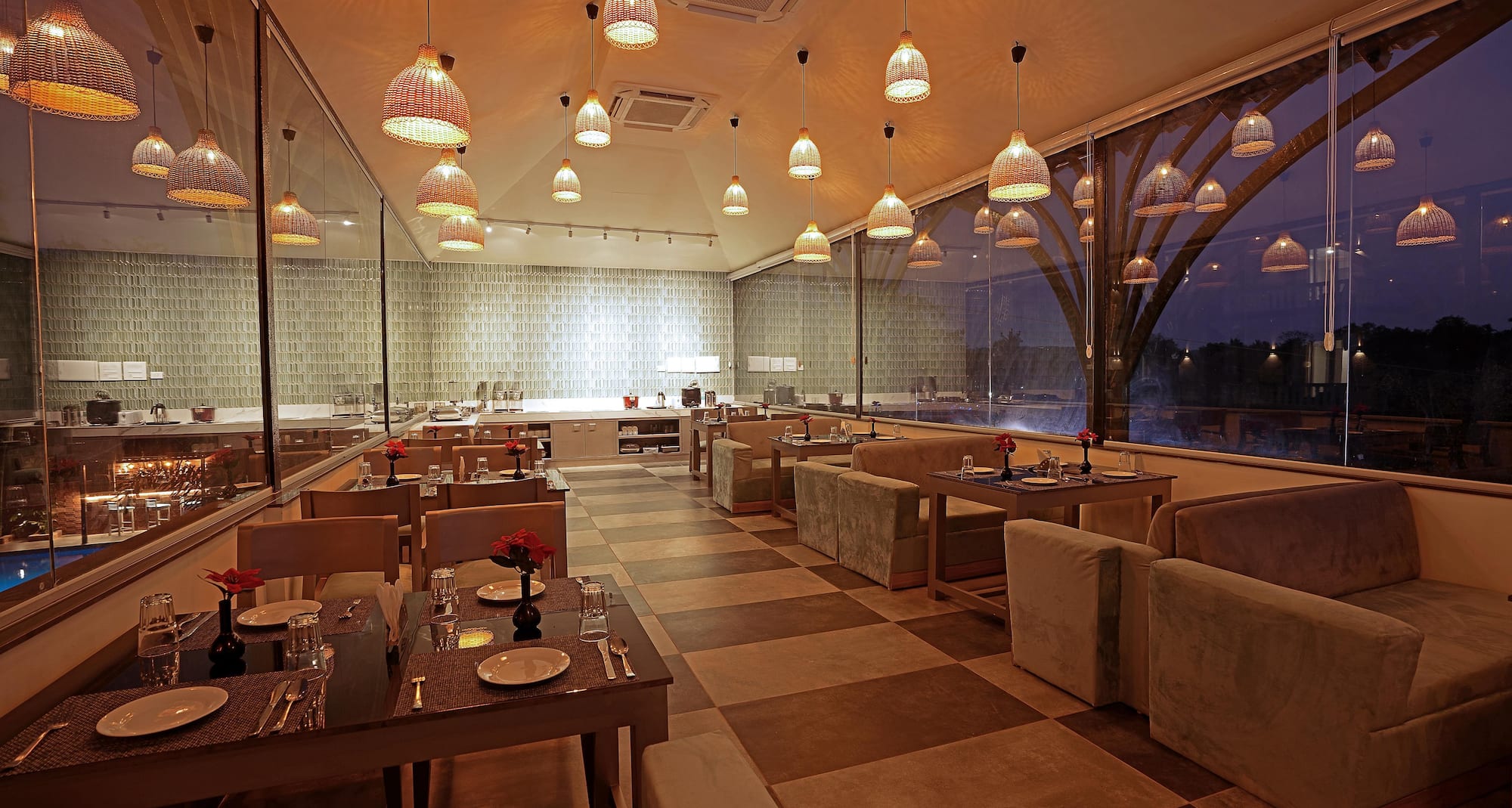 Grand Continent Anjuna A Sarovar Portico Affiliate Hotel - Restaurant