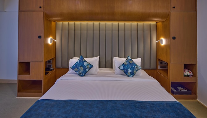 Grand Continent Mahabalipuram - The Grand Deluxe King