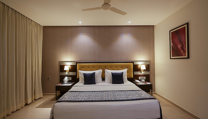Grand Continent Malleshwaram A Sarovar Portico Affiliate Hotel - Guest Room