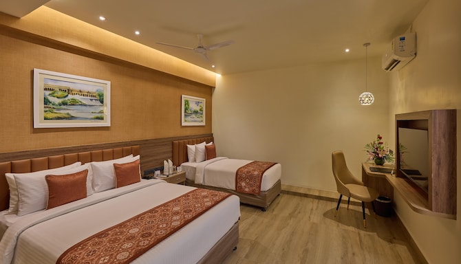 Grand Continent Mysore A Sarovar Portico Affiliate Hotel - Family Room