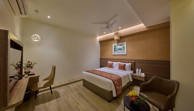 Grand Continent Mysore A Sarovar Portico Affiliate Hotel - Deluxe Room