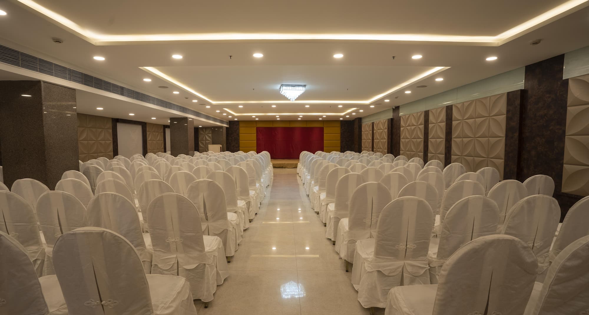 Grand Continent Secunderabad A Sarovar Portico Affiliate Hotel - Salão de dança