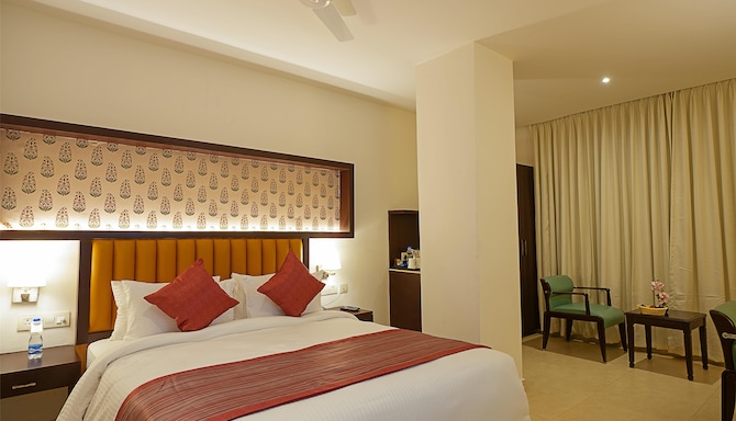Grand Continent Secunderabad A Sarovar Portico Affiliate Hotel - Deluxe King Size