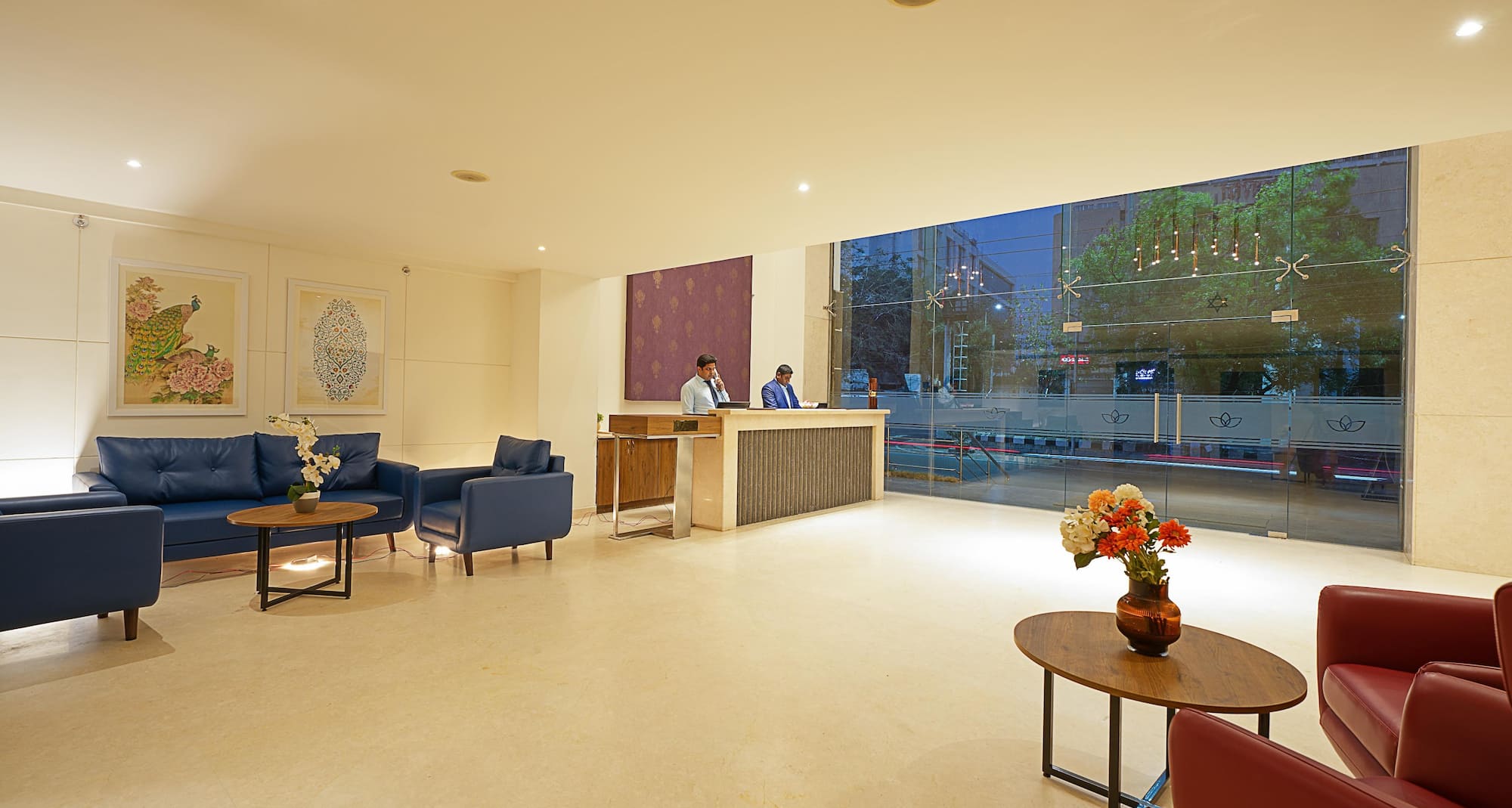 Grand Continent Secunderabad A Sarovar Portico Affiliate Hotel - Vista para o lobby
