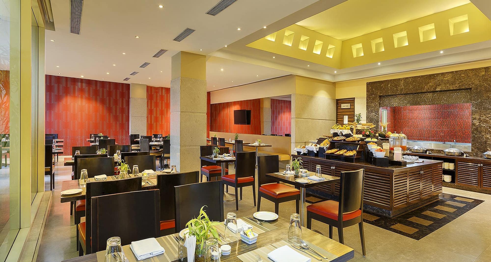 Hometel Roorkee - Restaurant