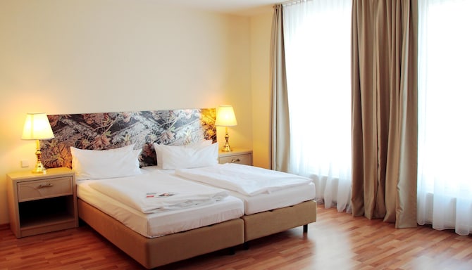 HOTEL AM SCHLOSS KOPENICK BERLIN BY GOLDEN TULIP - Hotel am Schloss Koepenick Berlin by Golden Tulip Guestroom