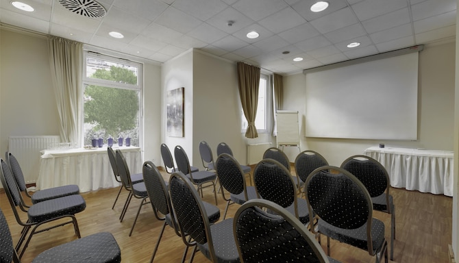 Salon 4-5