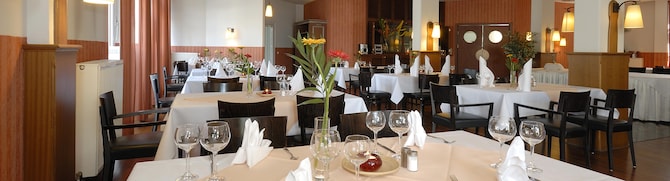 HOTEL AM SCHLOSS KOPENICK BERLIN BY GOLDEN TULIP - Hotel am Schloss Koepenick Berlin by Golden Tulip - header FandB