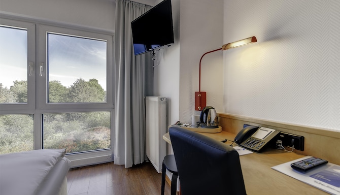 HOTEL AMBIENTE LANGENHAGEN HANNOVER BY TULIP INN - HAN