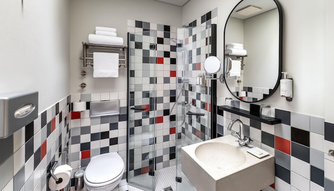 HOTEL BLEIBTREU BERLIN BY GOLDEN TULIP - bleibtr a 511