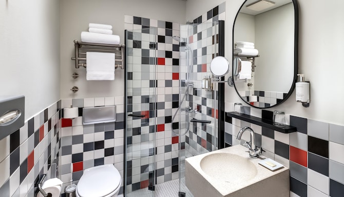 HOTEL BLEIBTREU BERLIN BY GOLDEN TULIP - bleibtr b 512