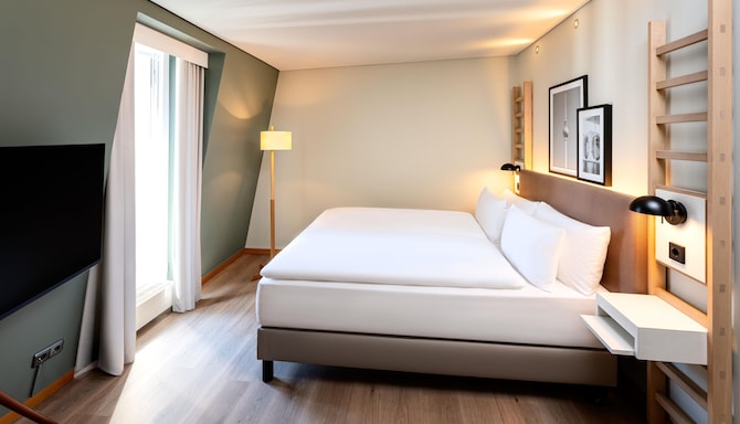 HOTEL BLEIBTREU BERLIN BY GOLDEN TULIP - bleibtr a 503