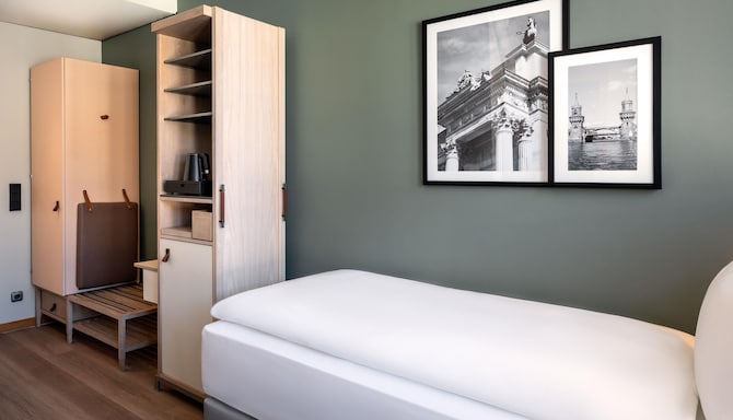 HOTEL BLEIBTREU BERLIN BY GOLDEN TULIP - bleibtr b 508
