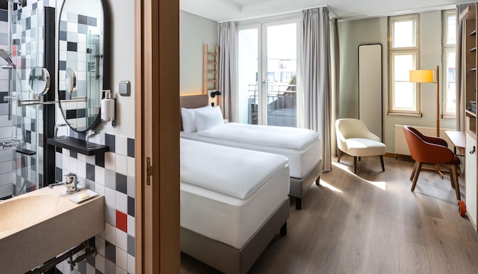 HOTEL BLEIBTREU BERLIN BY GOLDEN TULIP - bleibtr b 511