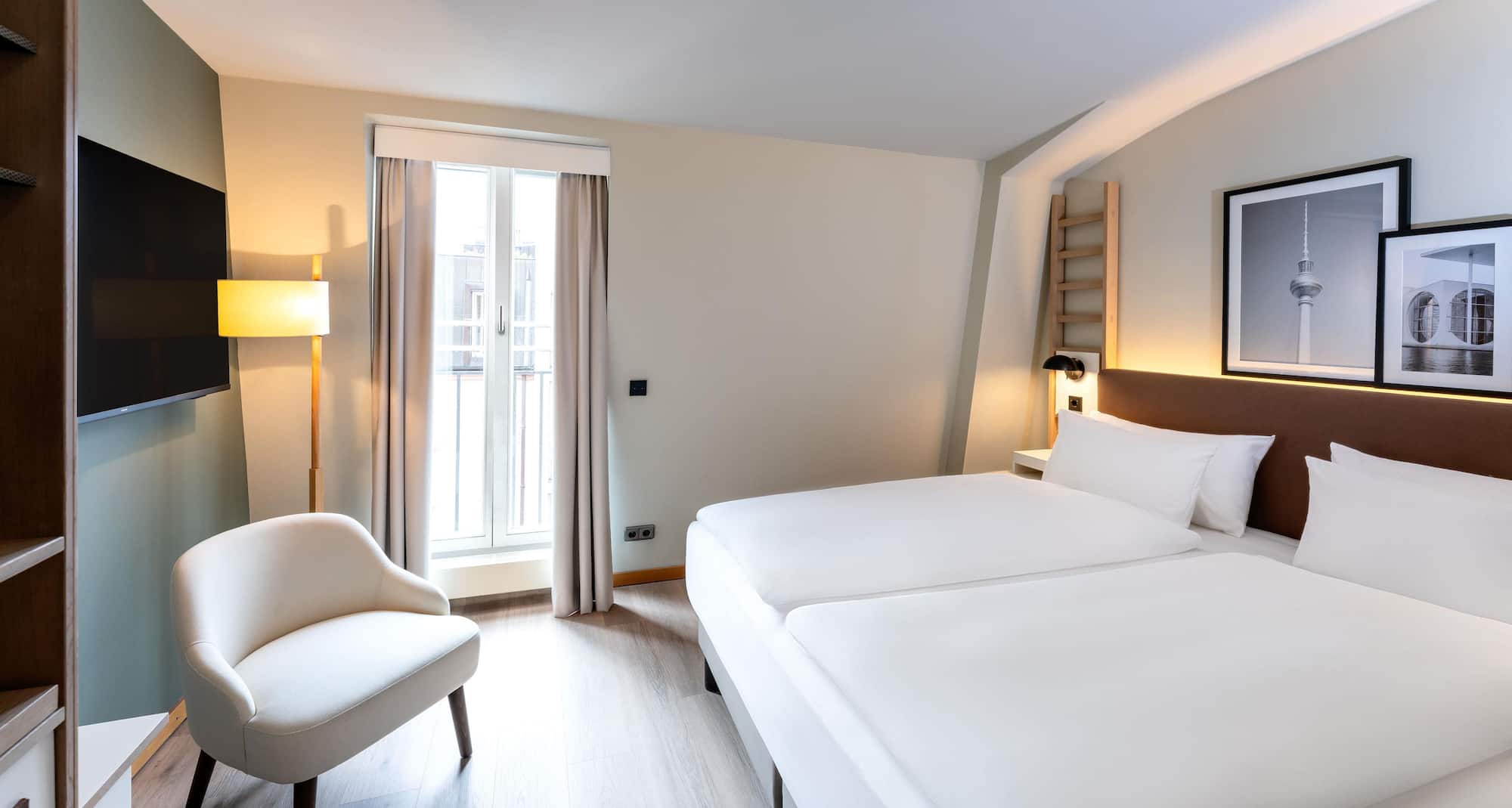 HOTEL BLEIBTREU BERLIN BY GOLDEN TULIP - bleibtr a 512