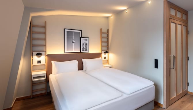 HOTEL BLEIBTREU BERLIN BY GOLDEN TULIP - bleibtr a 512