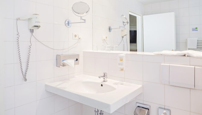 HOTEL DOMICIL HAMBURG BY GOLDEN TULIP - Hotel Domicil Hamburg by Golden Tuli