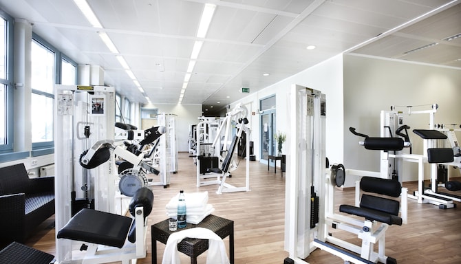HOTEL KIEL BY GOLDEN TULIP - Hotel Kiel by Golden Tulip- Fitness,