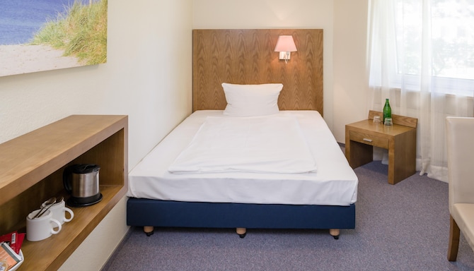 HOTEL KONIGSTEIN KIEL BY TULIP INN - Hotel Königstein Kiel by Tulip Inn-