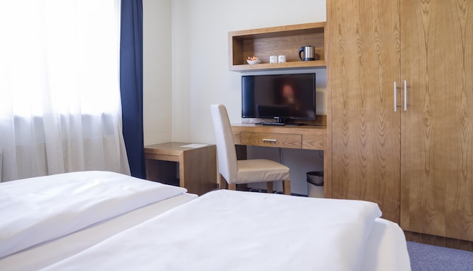 HOTEL KONIGSTEIN KIEL BY TULIP INN - Hotel Königstein Kiel by Tulip Inn-