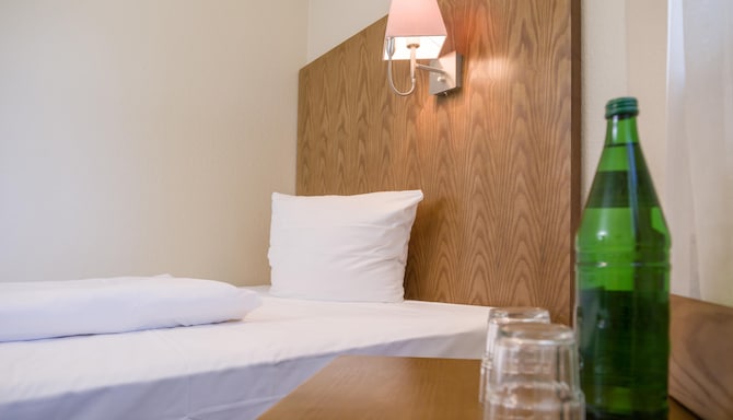 HOTEL KONIGSTEIN KIEL BY TULIP INN - Hotel Königstein Kiel by Tulip Inn-