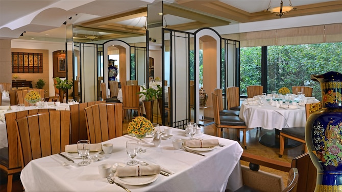 Hotel Marine Plaza Mumbai - Restaurant
