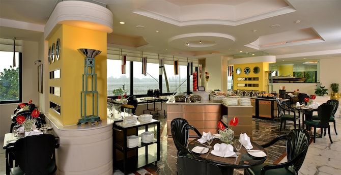Hotel Marine Plaza Mumbai - Coffee Shop CCFSH