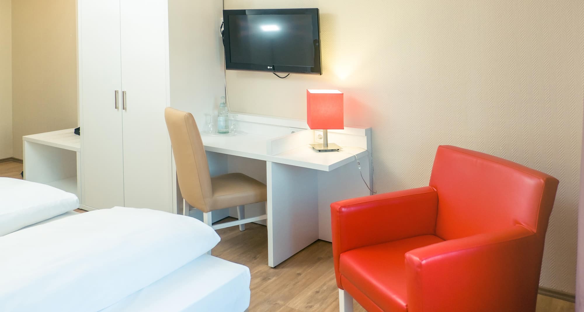 HOTEL STUTTGART SINDELFINGEN by TULIP INN - Hotel Stuttgart Sindelfingen City by Tulip Inn- mood