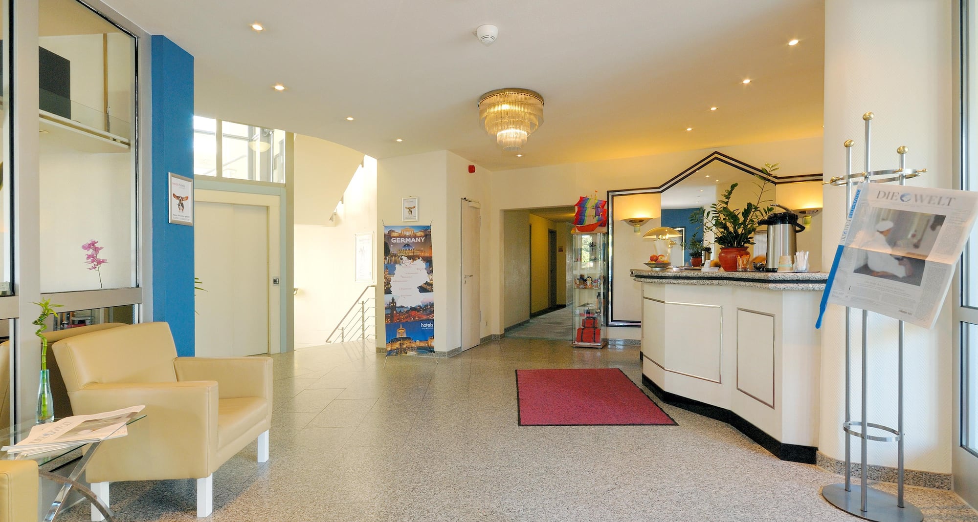 HOTEL STUTTGART SINDELFINGEN by TULIP INN - Hotel Stuttgart Sindelfingen City by Tulip Inn- lobby