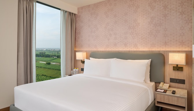 KPG Sarovar Portico Rajnagar Extension Ghaziabad - ROOM - Jr Suite