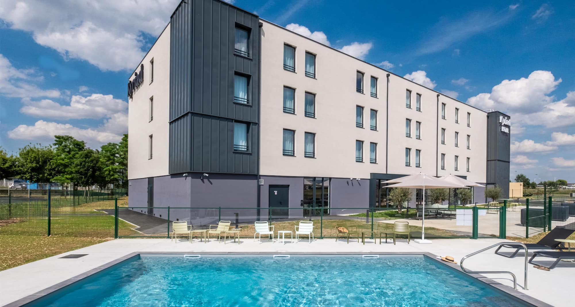 KYRIAD CHATEAUROUX NORD – Aéroport - H tel Kyriad Ch teauroux HD