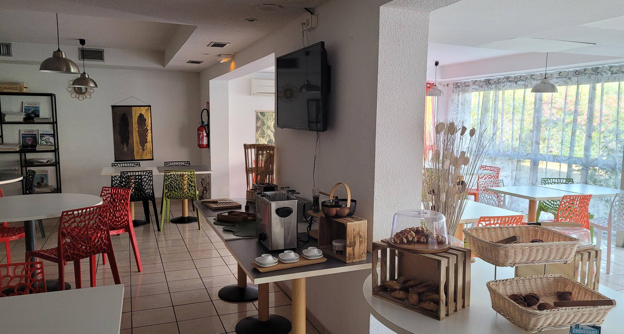 Kyriad DIRECT ARLES - PDJ