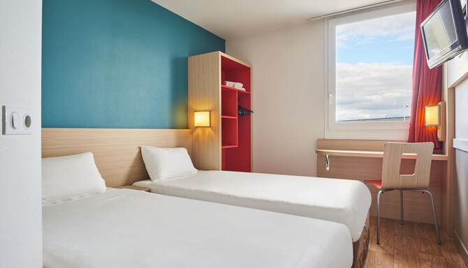 Kyriad Direct MONT DE MARSAN - KyrDir MMARSAN 2 LITS