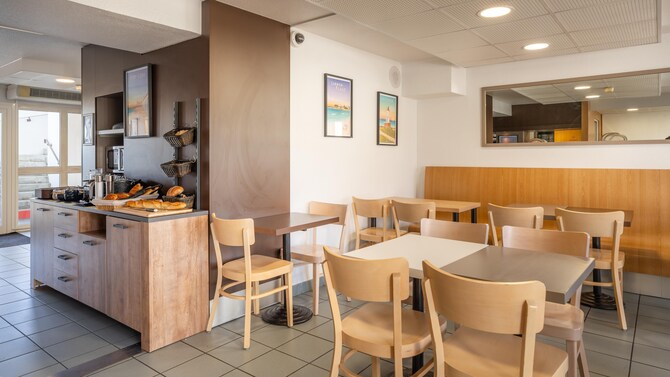 Kyriad ECO – Lorient Lanester - breakfast room