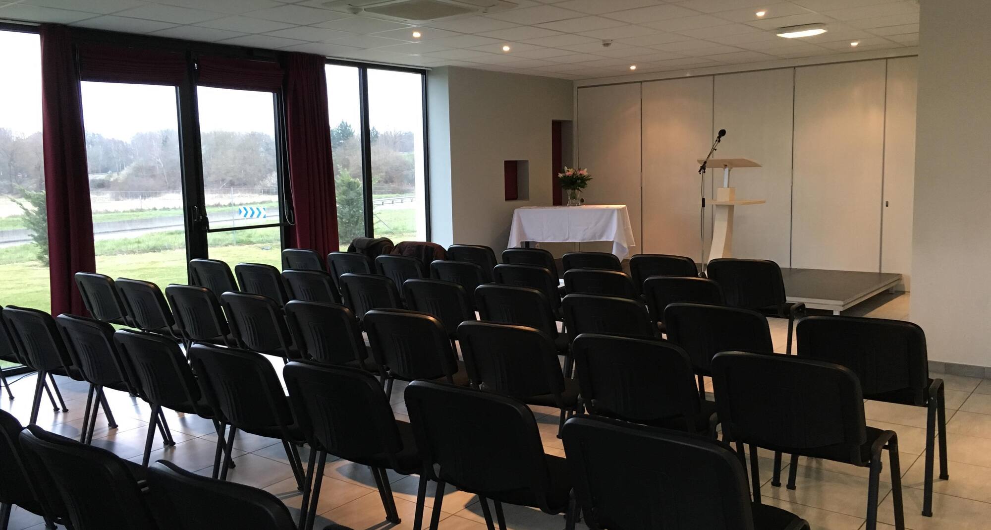 Kyriad EVREUX Netreville - Salle Séminaire
