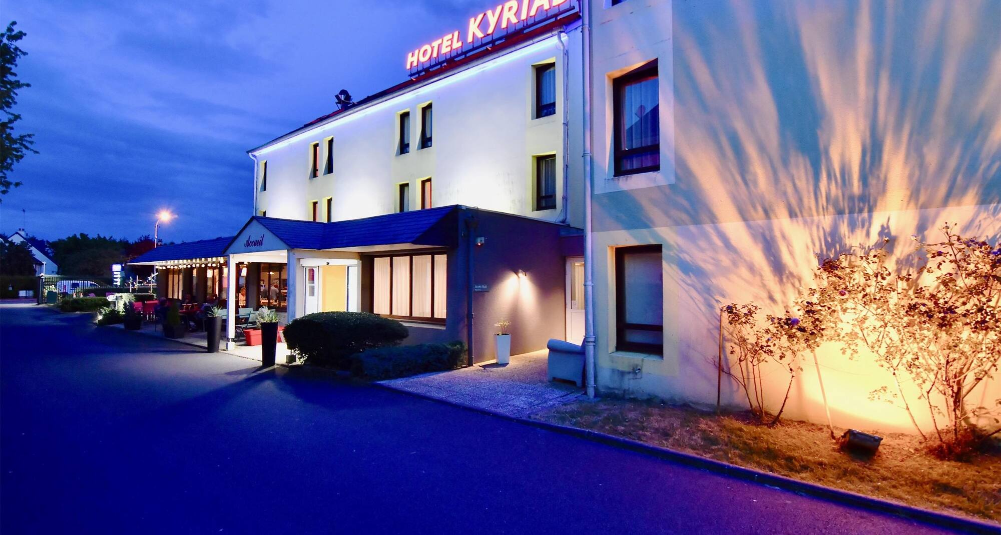 HOTEL KYRIAD TOURS SUD CHAMBRAY