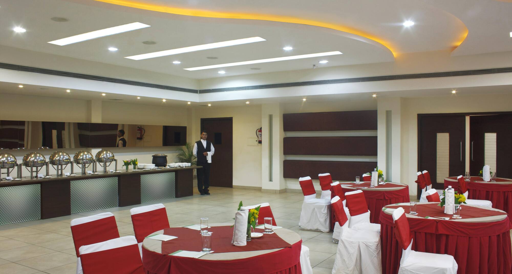 Legend Sarovar Portico Baddi - Banquet Hall