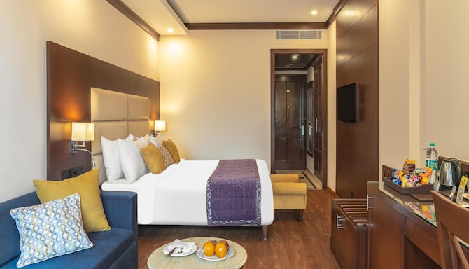 Madhuban Sarovar Portico Mussoorie - Valley View