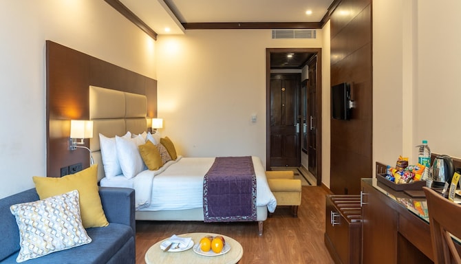 Madhuban Sarovar Portico Mussoorie - Valley View