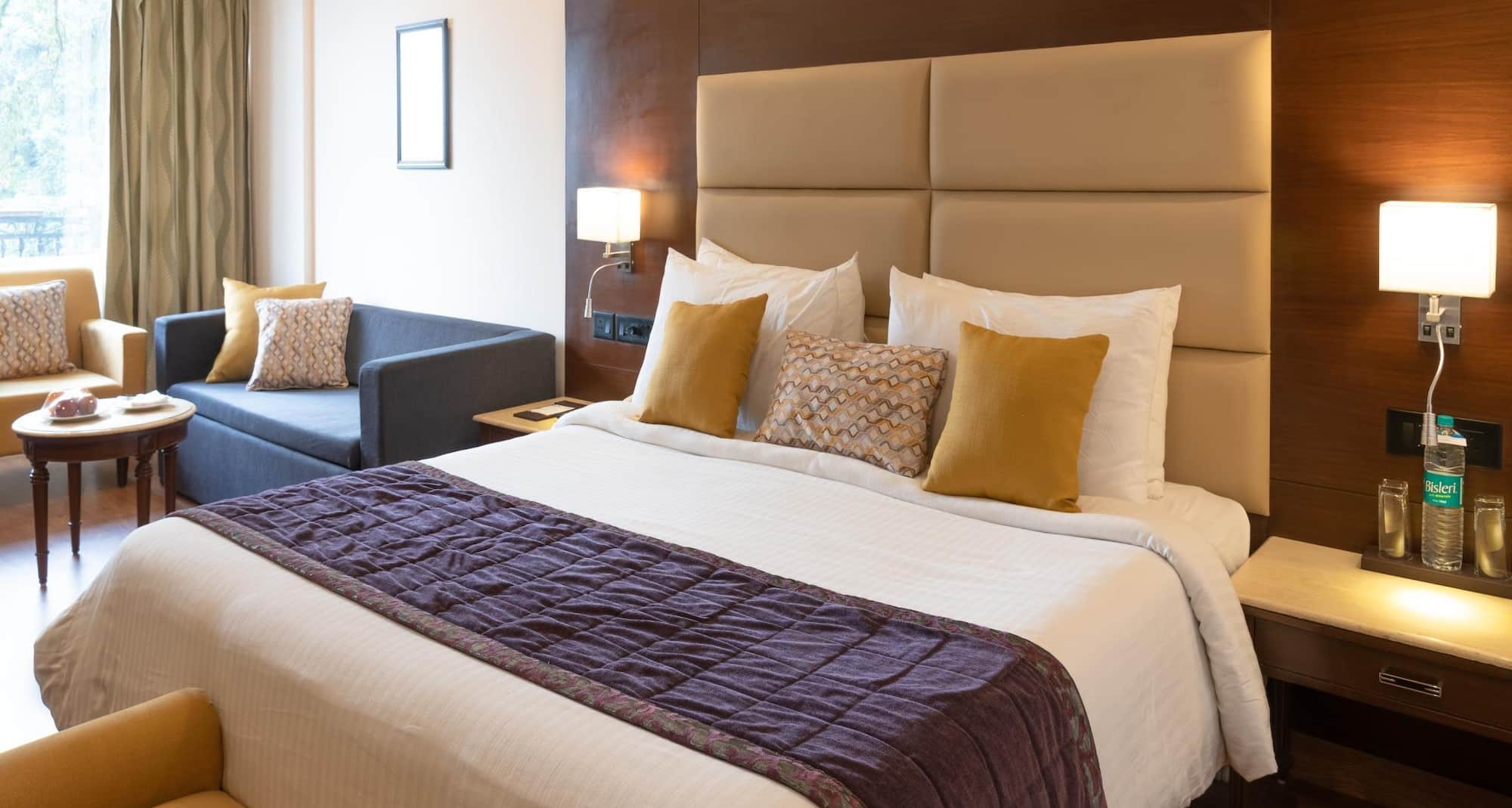 Madhuban Sarovar Portico Mussoorie - Valley View