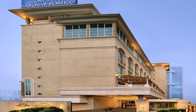 Majestic Court Sarovar Portico Navi Mumbai - Vue du lobby