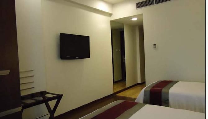 Marasa Sarovar Portico Rajkot - Room