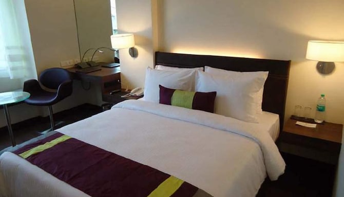 Marasa Sarovar Portico Rajkot - Room